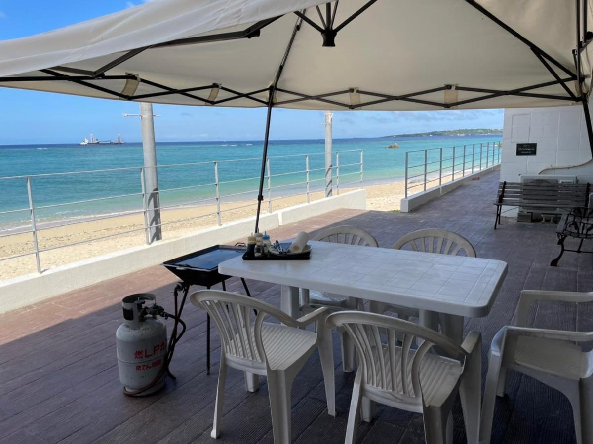 Hotel & Restaurant On The Beach Lue Motobu Exterior foto
