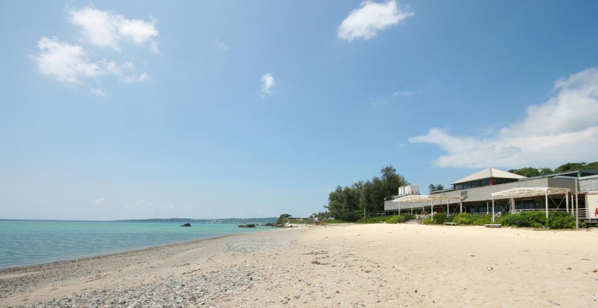 Hotel & Restaurant On The Beach Lue Motobu Exterior foto