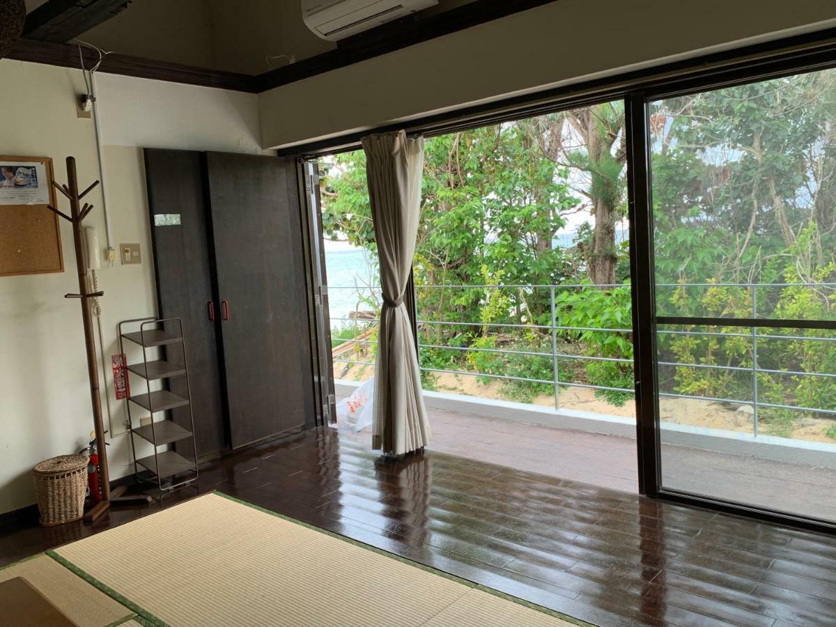 Hotel & Restaurant On The Beach Lue Motobu Exterior foto