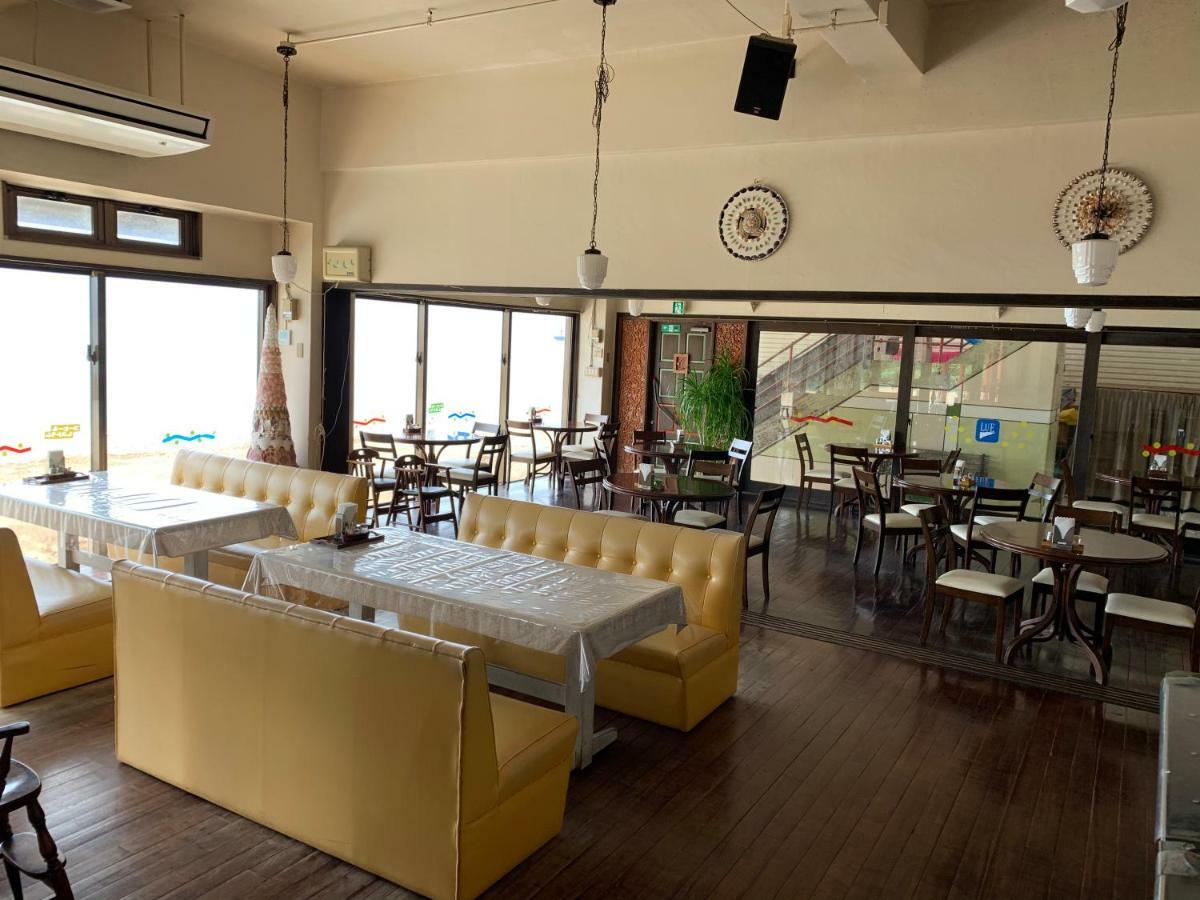 Hotel & Restaurant On The Beach Lue Motobu Exterior foto